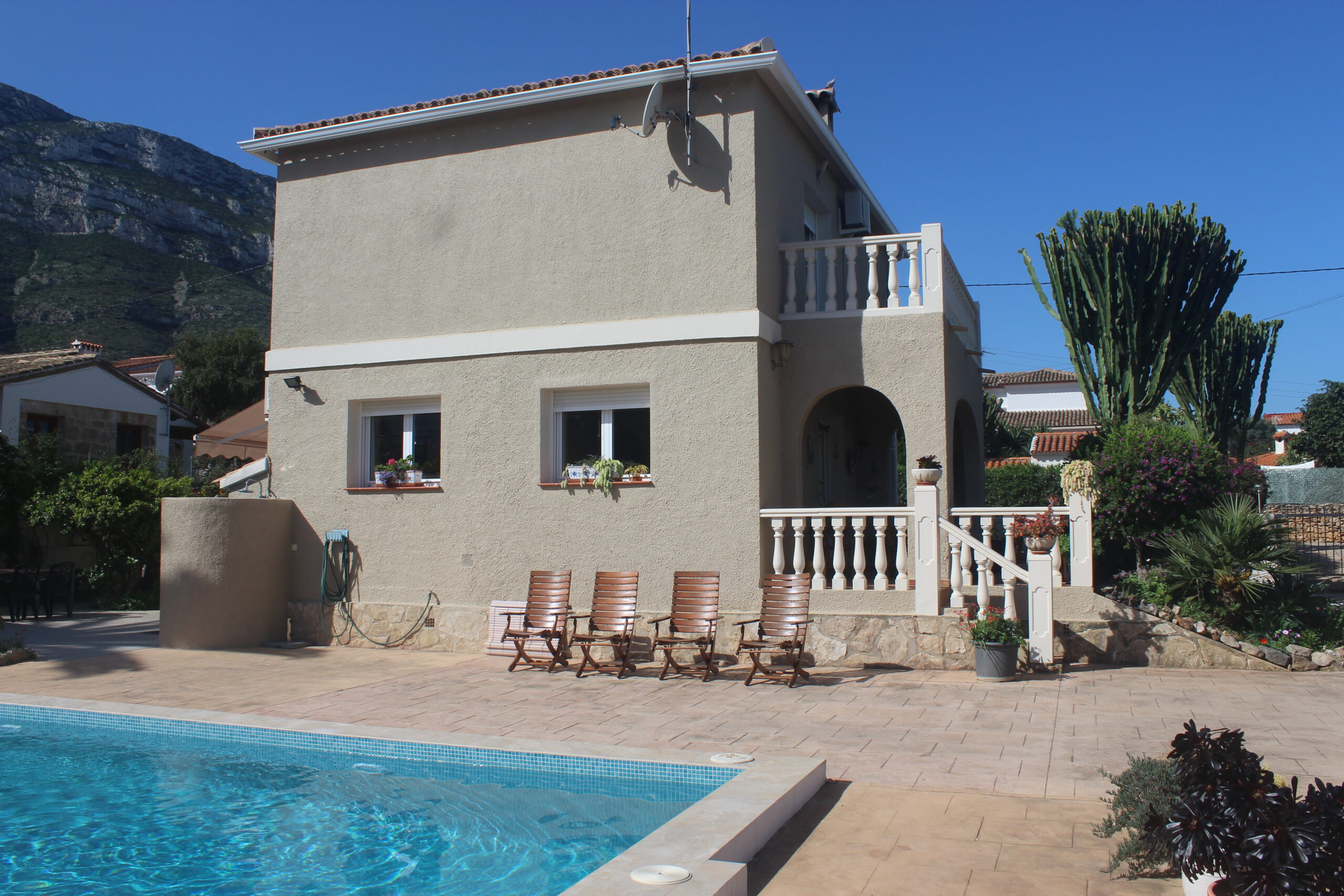 UNIFAMILIAR ZONA SANTA LUCIA DÉNIA